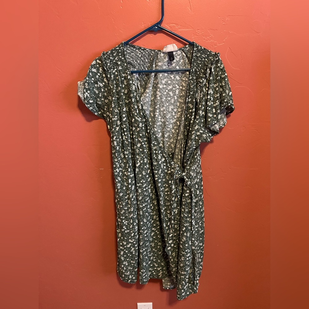 Flower green dress